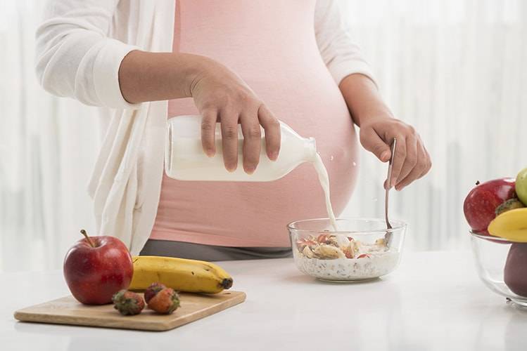 مصرف شیر و لبنیات را در سه ماهه اول فراموش نکنید